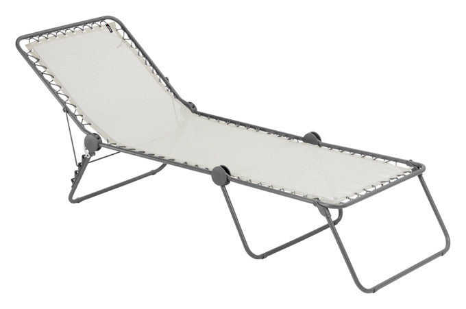 LAFUMA Liege Siesta seigle titane in Seigle, Braun, Titane, Grau präsentiert im Onlineshop von KAQTU Design AG. Liegestuhl ist von LAFUMA
