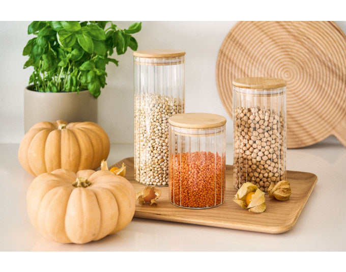 ZELLER Vorratsglas Rillen mit Bambusdeckel 850 ml ø 9x17.5 cm in Transparent, Natur, Braun präsentiert im Onlineshop von KAQTU Design AG. Vorratsbehälter ist von ZELLER PRESENT