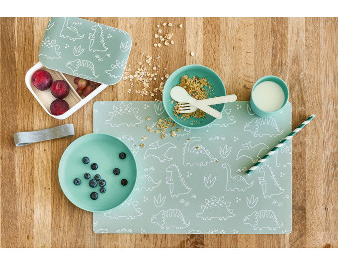ZELLER Tischset Dino Kunststoff 45x30 cm in Mint, Grün, Dekoriert präsentiert im Onlineshop von KAQTU Design AG. Tischset ist von ZELLER PRESENT
