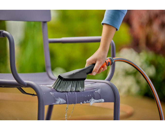 GARDENA Cleansystem Grundausstattung S soft in Schwarz, Orange präsentiert im Onlineshop von KAQTU Design AG. Gartenpflege ist von GARDENA