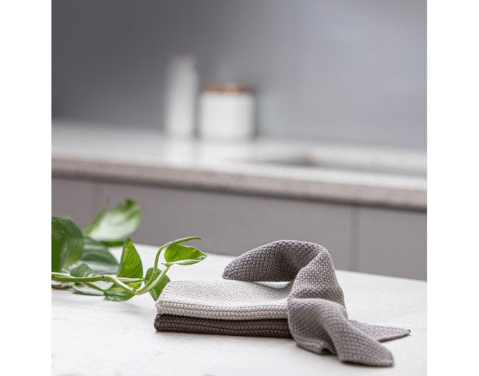 LADELLE Spültuch Eco Knitted grey 27x27 cm 3 Stk. in Grey, Grau präsentiert im Onlineshop von KAQTU Design AG. Geschirrtuch ist von LADELLE
