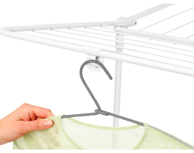 BRABANTIA Wäschetrockner HangOn 22 m white in präsentiert im Onlineshop von KAQTU Design AG. Wäscheständer ist von BRABANTIA