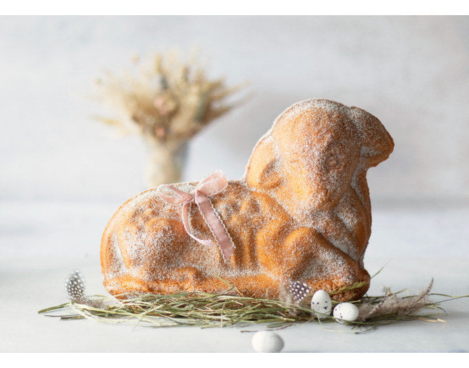 STÄDTER Backform 3D Osterlamm 36x22x9.5 cm silber We love Baking in Silber präsentiert im Onlineshop von KAQTU Design AG. Backformen ist von STÄDTER