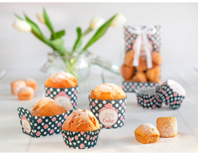 STÄDTER Papierbackförmchen All You Need Is Cake ø 6/7x5.5 cm bunt Maxi in Bunt präsentiert im Onlineshop von KAQTU Design AG. Backformen ist von STÄDTER