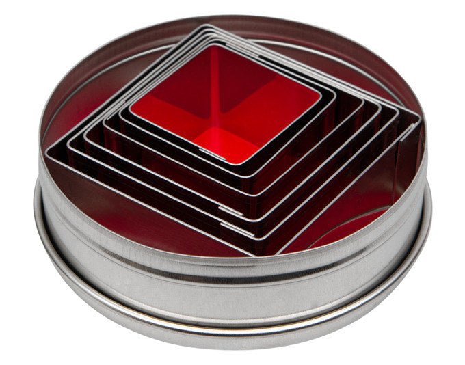 STÄDTER Ausstecher Set in Dose Quadrate 6-teilig 5 –9.5 cm in Silber präsentiert im Onlineshop von KAQTU Design AG. Ausstecher ist von STÄDTER