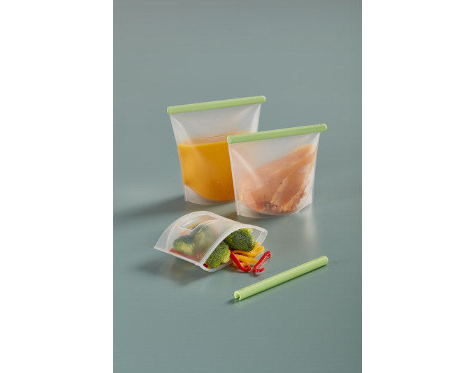 LÉKUÉ Silikonbeutel wiederverwendbar 3er Set 0.5/1/1.5 l in präsentiert im Onlineshop von KAQTU Design AG. Folien + Beutel ist von LEKUE