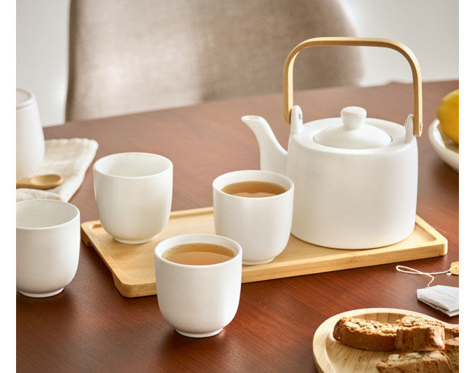 ZELLER Teeset 6-teilig Steingut Bambus weiss ø 12x11.5 cm/4x ø 7x7 cm in Weiss präsentiert im Onlineshop von KAQTU Design AG. Teekrüge ist von ZELLER PRESENT