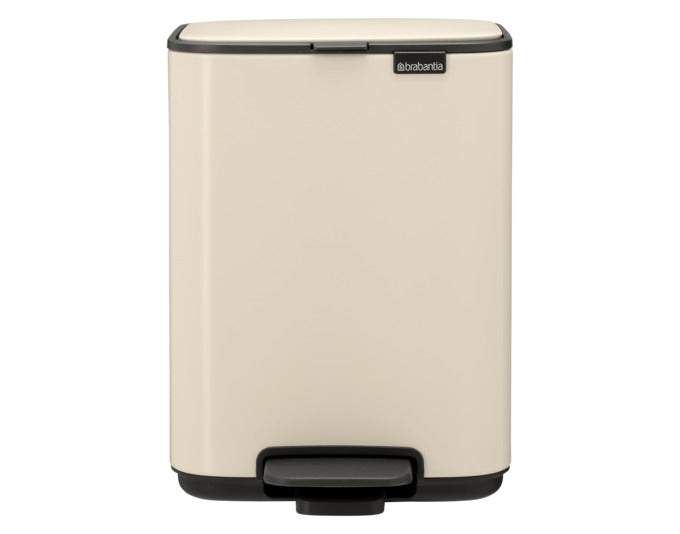 BRABANTIA Treteimer Bo soft beige 4 l in präsentiert im Onlineshop von KAQTU Design AG. Mülleimer ist von BRABANTIA