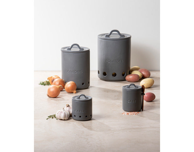 LADELLE Vorratstopf Essentials Potato anthrazit Keramik ø 20x25cm in präsentiert im Onlineshop von KAQTU Design AG. Küchenhelfer ist von LADELLE