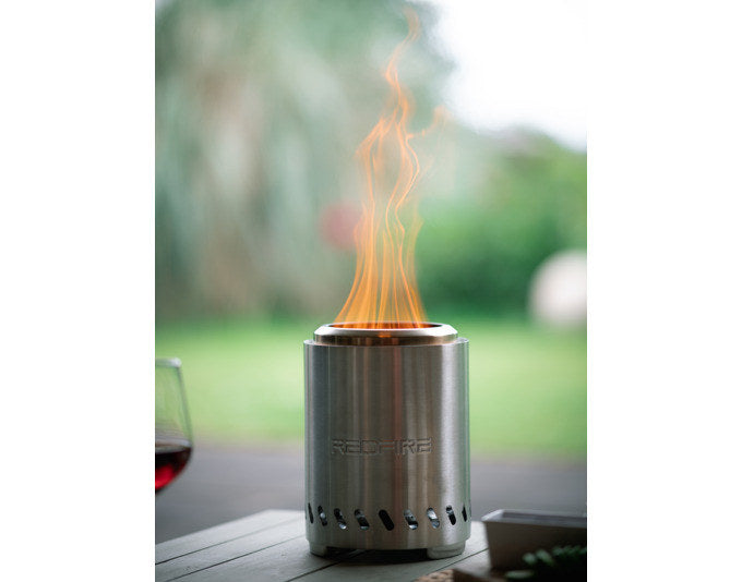 REDFIRE Tischfeuerstelle Volcano Medium Edelstahl in Edelstahl, Silber präsentiert im Onlineshop von KAQTU Design AG. Feuerschale ist von REDFIRE