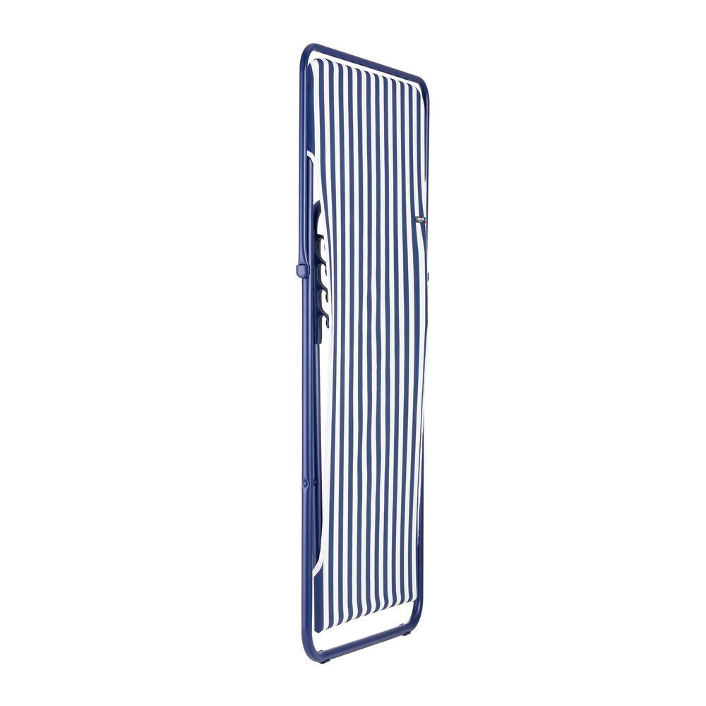 LAFUMA Sessel Maxi Transat Rayure indigo in Blau, Weiss präsentiert im Onlineshop von KAQTU Design AG. Liegestuhl ist von LAFUMA