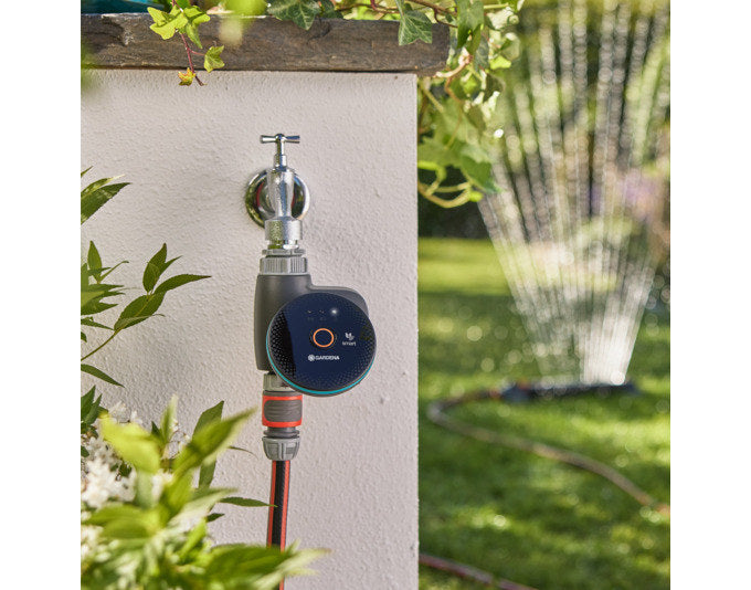 GARDENA Smart Water Control in präsentiert im Onlineshop von KAQTU Design AG. Bewässerungssysteme ist von GARDENA