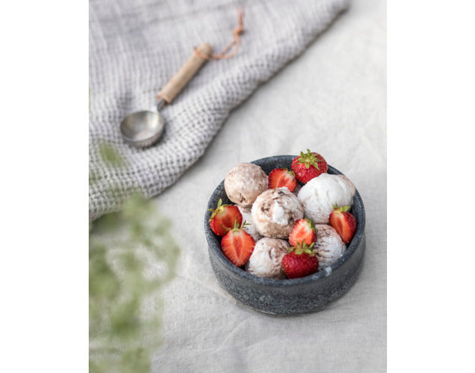 HUKKA Schale Kivikulho 0.5 l ø 14.4x5.9 cm in präsentiert im Onlineshop von KAQTU Design AG. Schale ist von HUKKA DESIGN