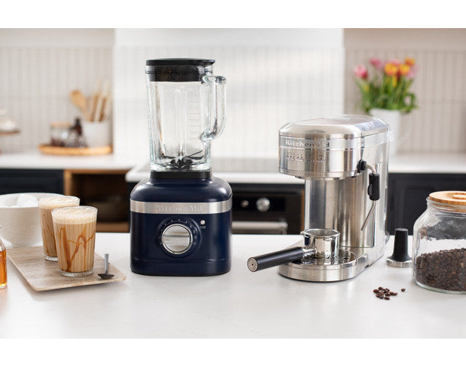KITCHENAID Blender K400 Artisan eisenschwarz in Eisenschwarz, Schwarz präsentiert im Onlineshop von KAQTU Design AG. Blender ist von KITCHEN AID