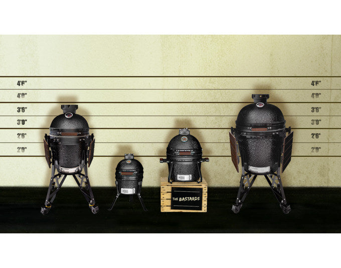 THE BASTARD Grill Classic Compact schwarz in Schwarz glänzend, Schwarz präsentiert im Onlineshop von KAQTU Design AG. Holzkohlegrill ist von THE BASTARD