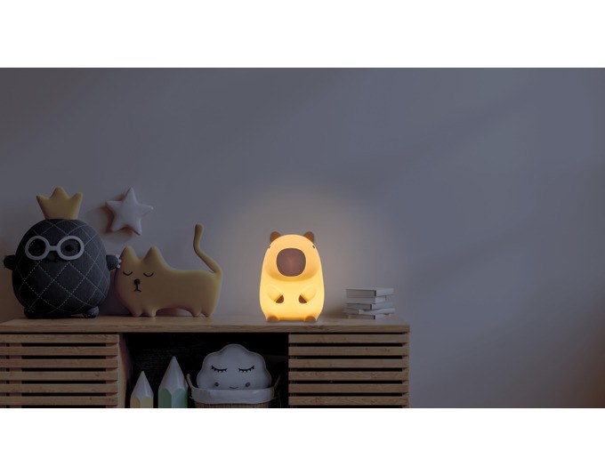 Beiges Nachtlicht in Form eines Capybaras aus Soft-Silikon, kompakte Grösse für das Kinderzimmer, mit USB-Ladeanschluss.