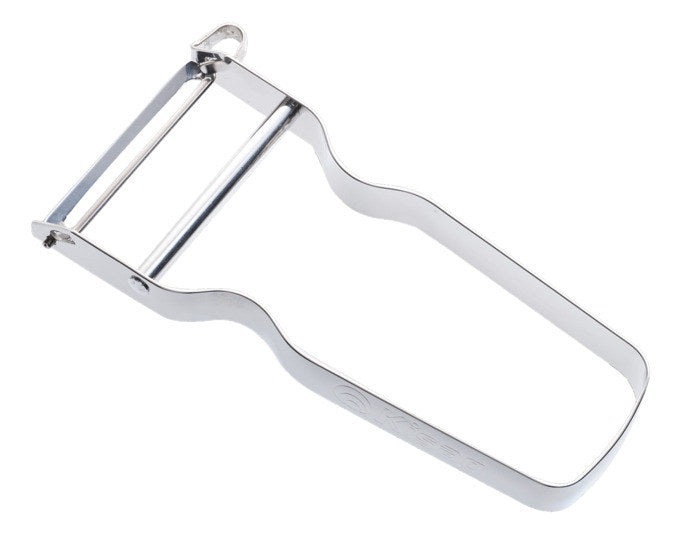 Silberner KISAG Sparschäler Max Inox aus Edelstahl mit schmalem Griff und Schälklinge, freigestellt auf weissem Hintergrund.