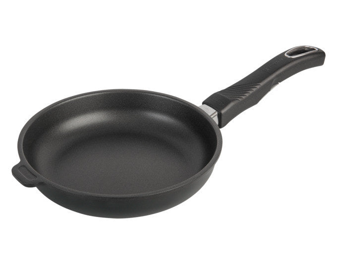 Schwarze Bratpfanne Gastrolux Biotan Plus mit abnehmbarem Stiel, flache runde Form