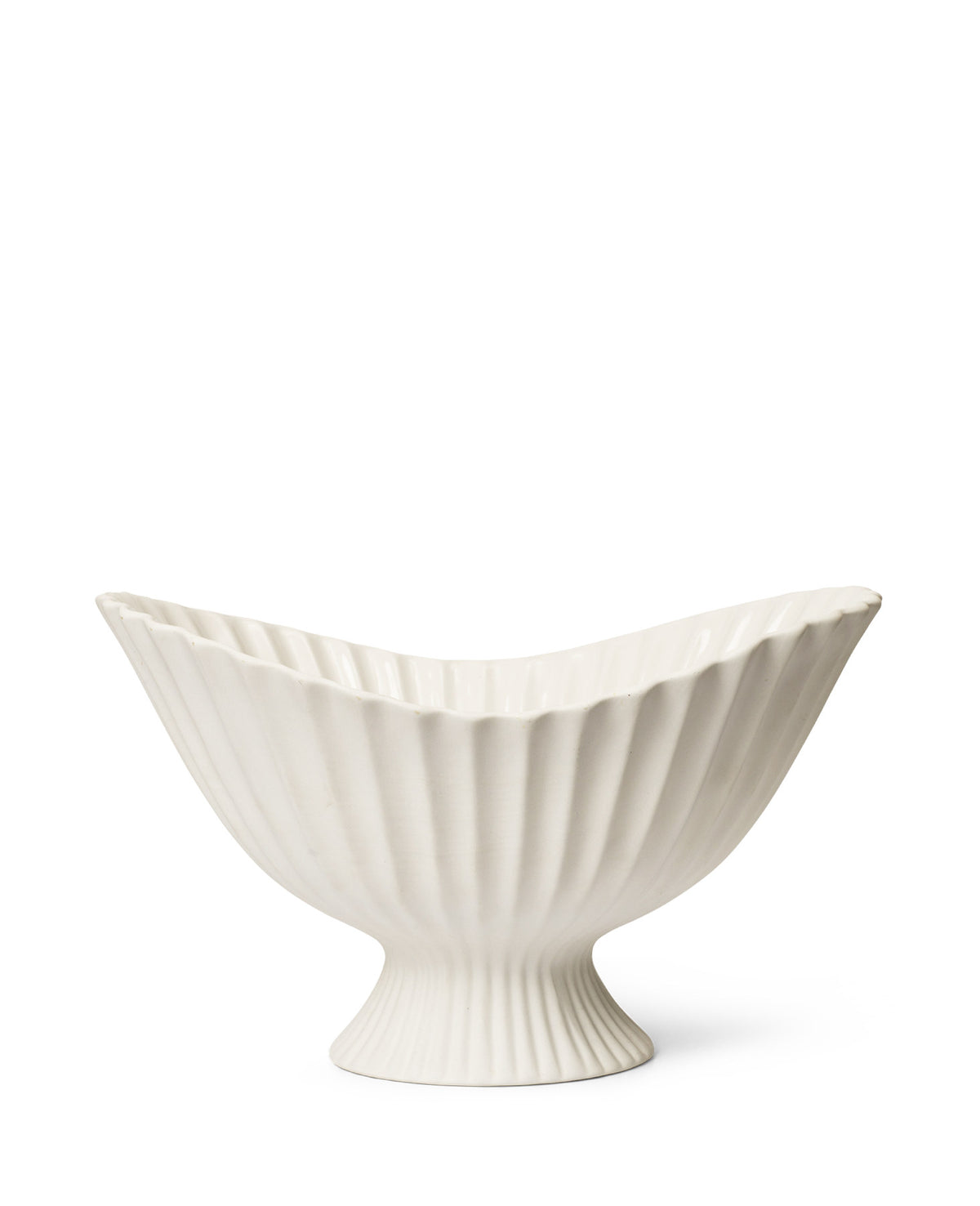Fountain Schale in Off-White präsentiert im Onlineshop von KAQTU Design AG. Schalen ist von Ferm Living