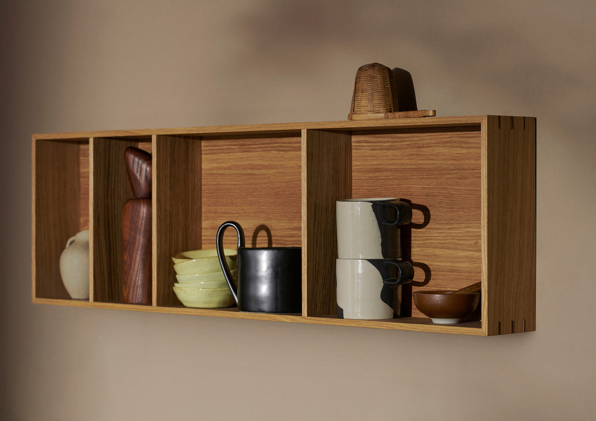 Bon Regal in Natur präsentiert im Onlineshop von KAQTU Design AG. Wandregal ist von Ferm Living