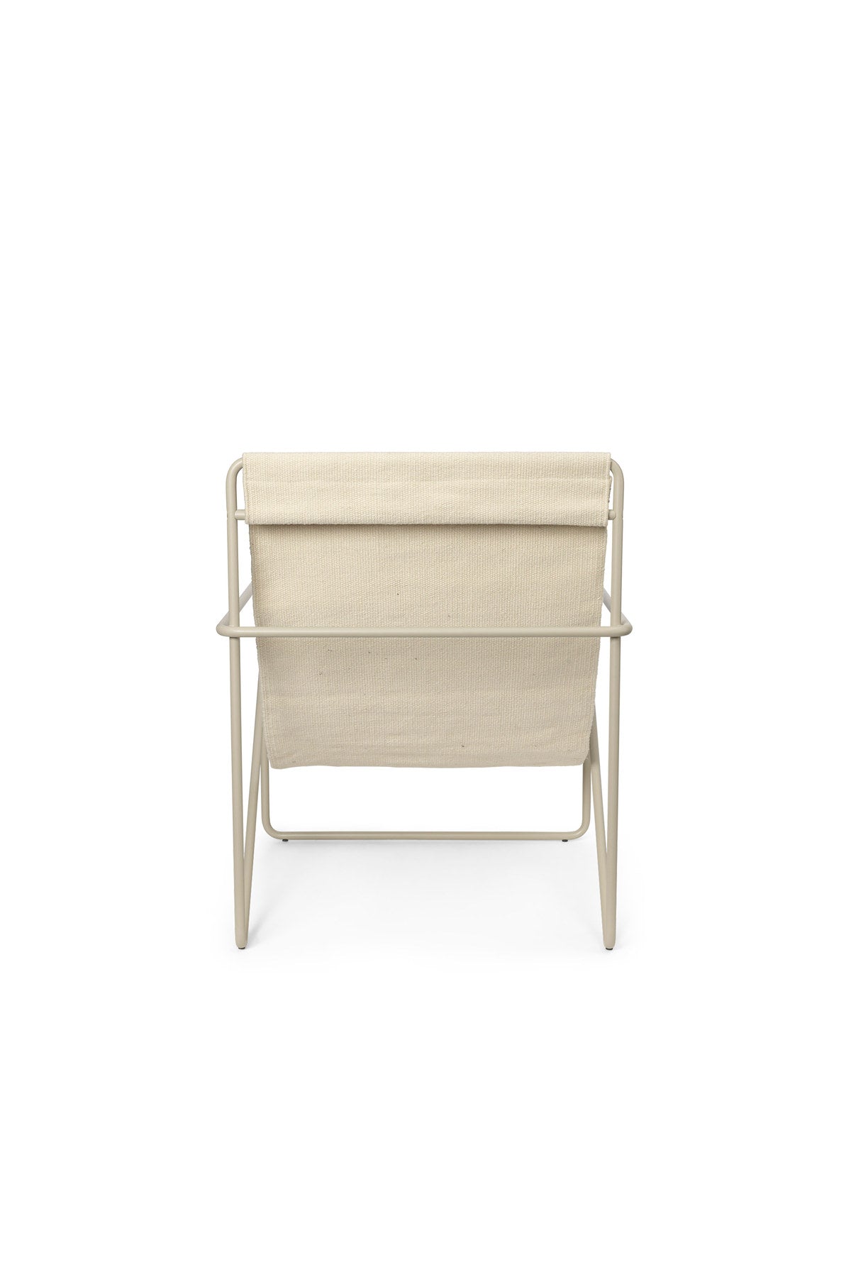 Desert Loungestuhl in Cashmere/Cloud präsentiert im Onlineshop von KAQTU Design AG. Outdoor-Sessel mit Armlehnen ist von Ferm Living