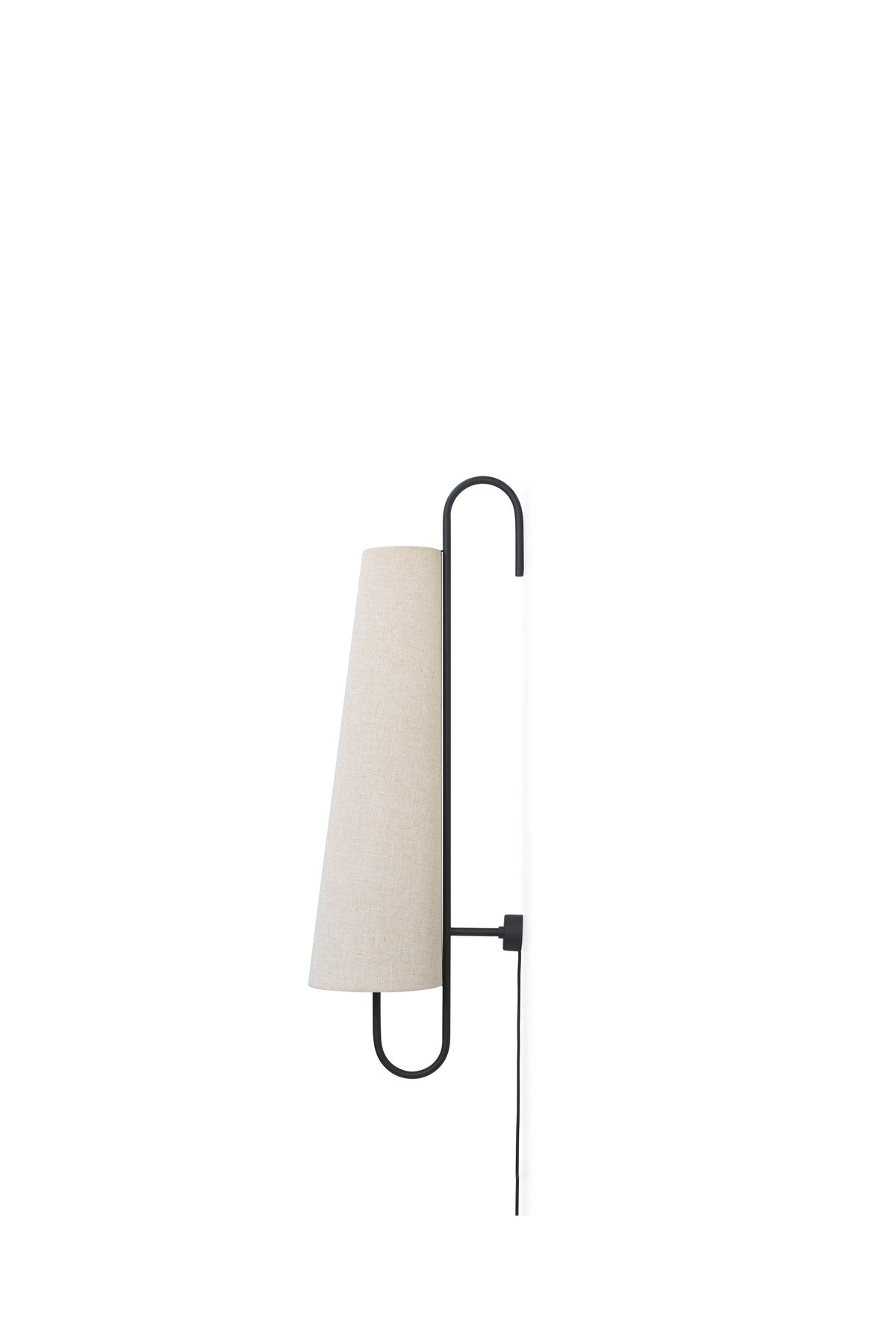 Ancora Wandleuchte 100 in Black/Natural präsentiert im Onlineshop von KAQTU Design AG. Wandleuchte ist von Ferm Living