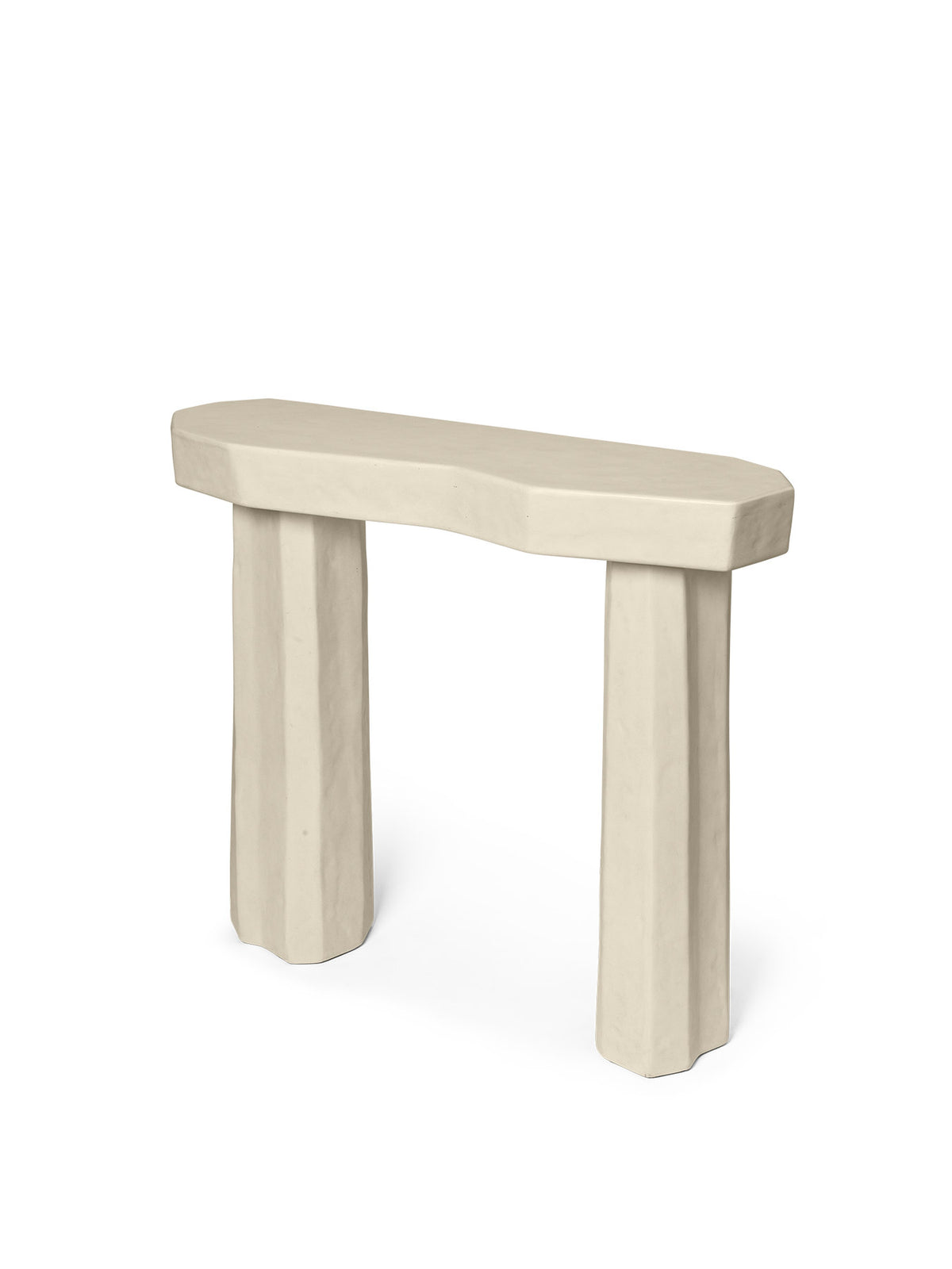 Staffa Console Table in Ivory präsentiert im Onlineshop von KAQTU Design AG. Couchtisch ist von Ferm Living