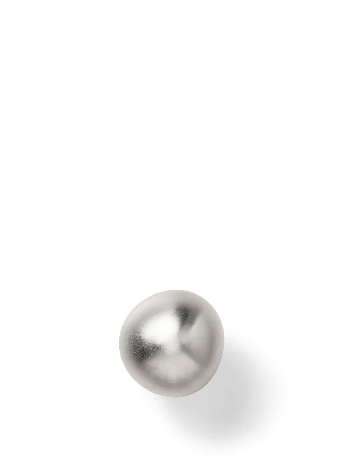 Kleiderhaken Mushroom von Ferm Living, kuppelförmiger Wandhaken aus Metall, glänzend