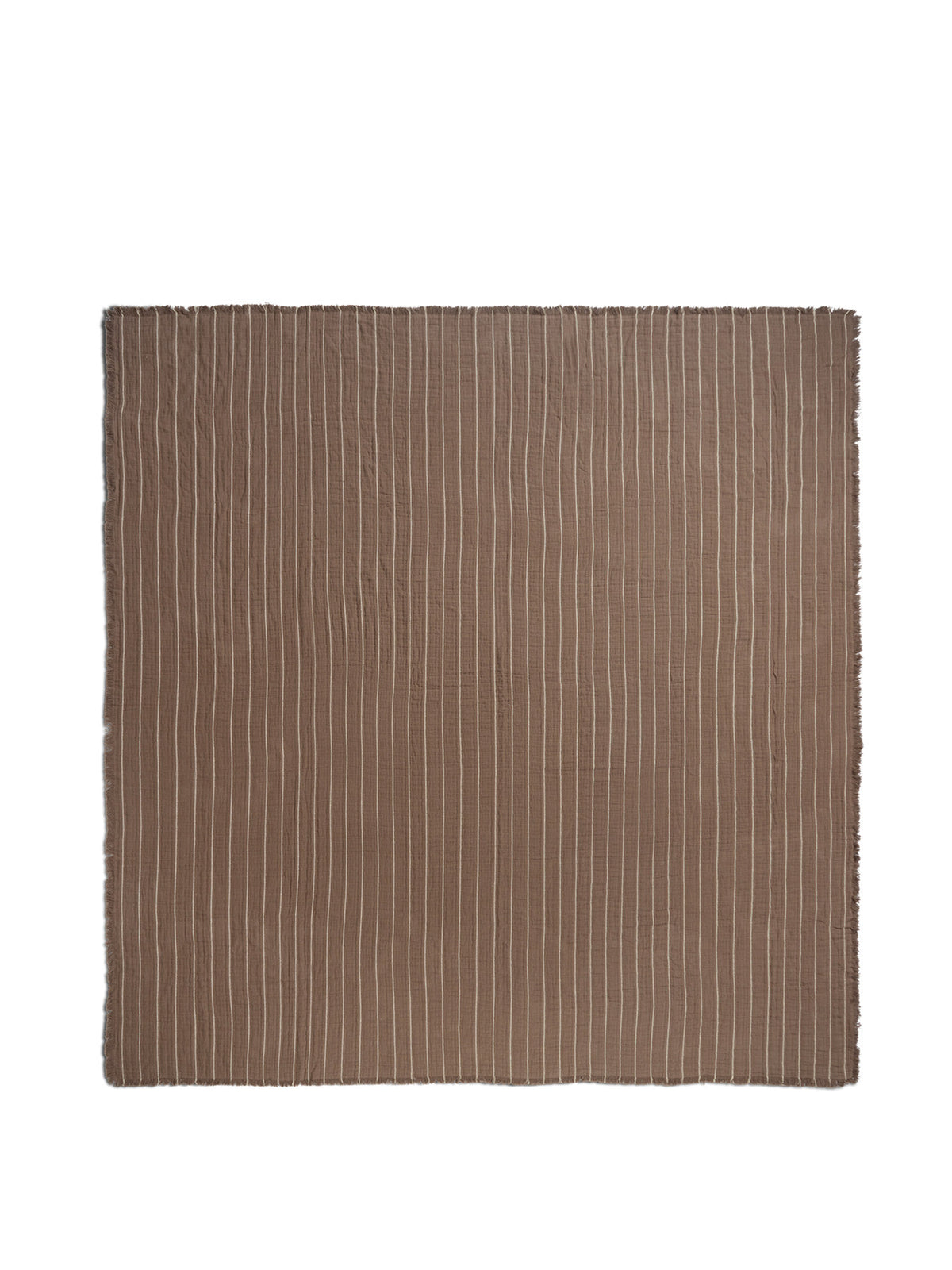 Aires Bettüberwurf Double in Stone präsentiert im Onlineshop von KAQTU Design AG. Wolldecke ist von Ferm Living