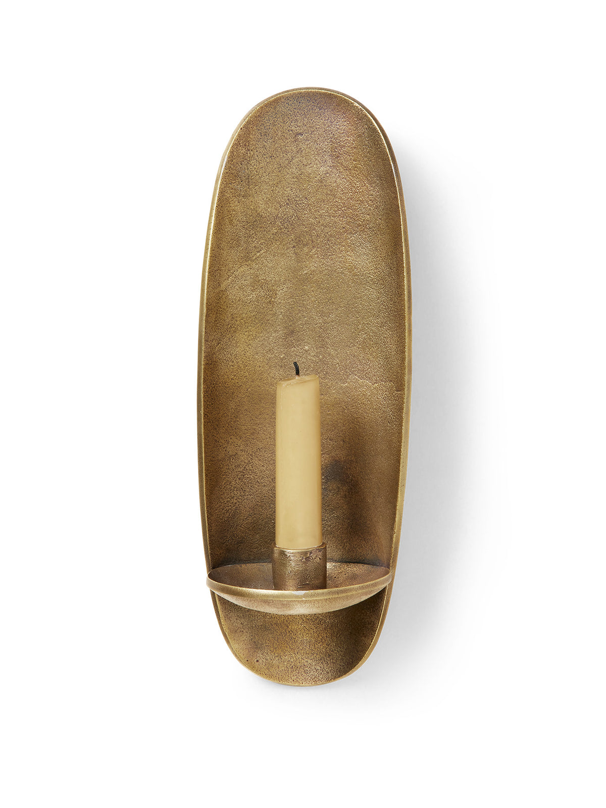 Agapé Wall Kerzenhalter in Brass finish präsentiert im Onlineshop von KAQTU Design AG. Kerzenständer ist von Ferm Living