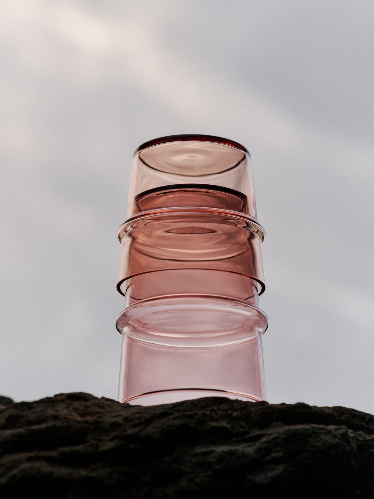 Boya Gläser High Set aus 2 in Blush präsentiert im Onlineshop von KAQTU Design AG. Glas ist von Ferm Living