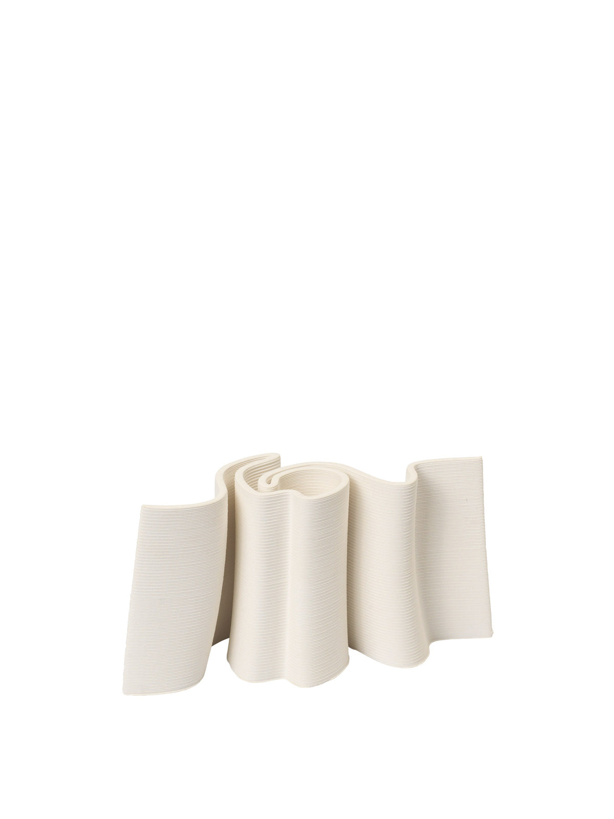 Dedali Kerzenhalter in Cremeweiss präsentiert im Onlineshop von KAQTU Design AG. Kerzenständer ist von Ferm Living