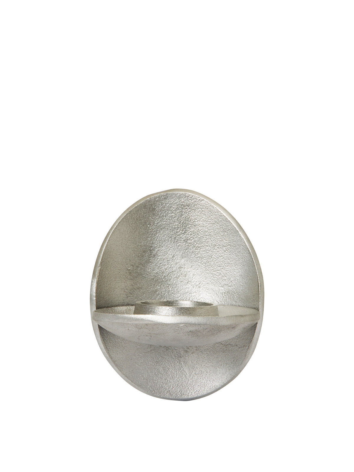 Agapé Wall Tealight Holder in Aluminium präsentiert im Onlineshop von KAQTU Design AG. Kerzenständer ist von Ferm Living