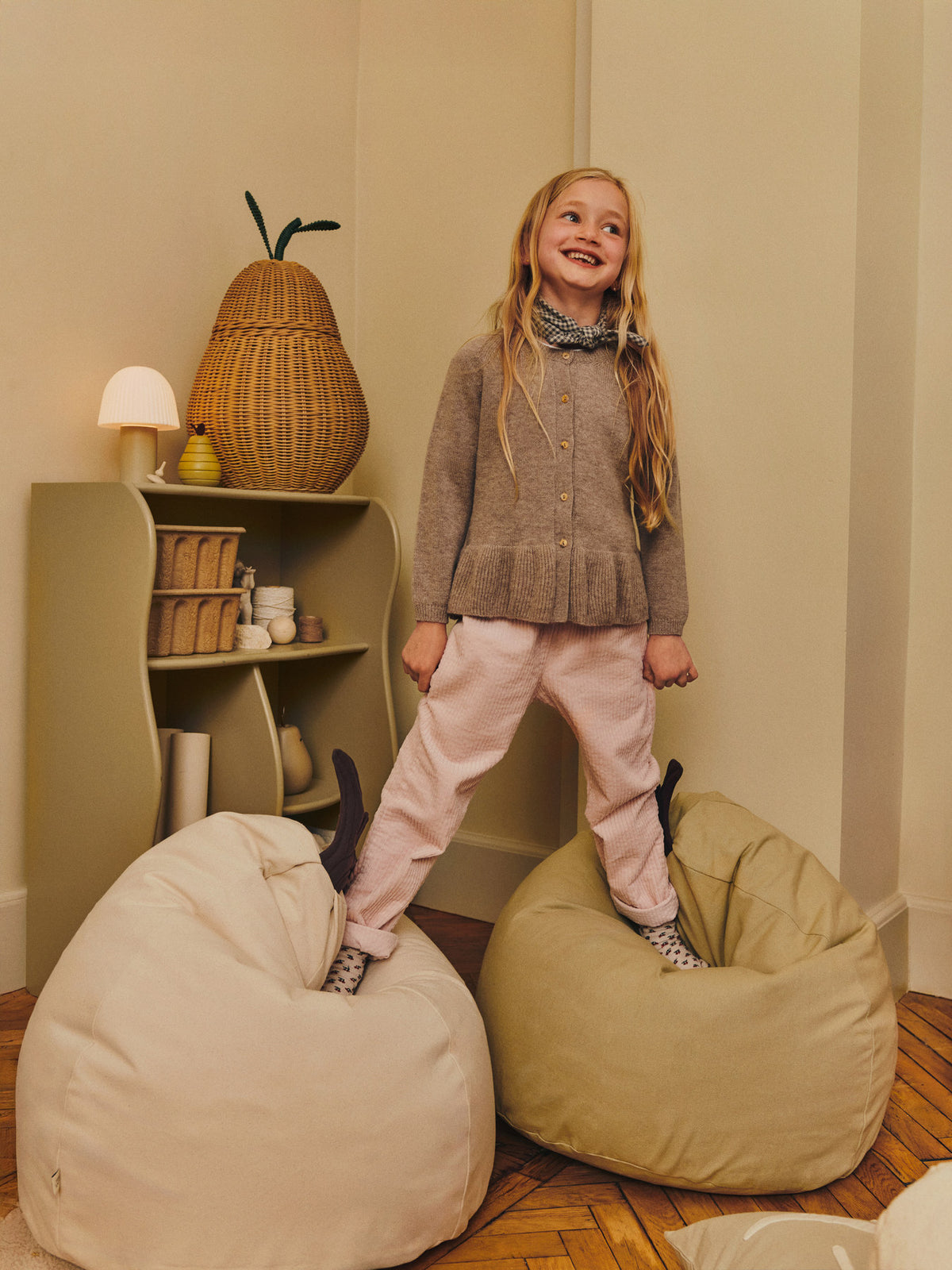 Pear Bean Bag in Elm Green präsentiert im Onlineshop von KAQTU Design AG. Sitzsack ist von Ferm Living