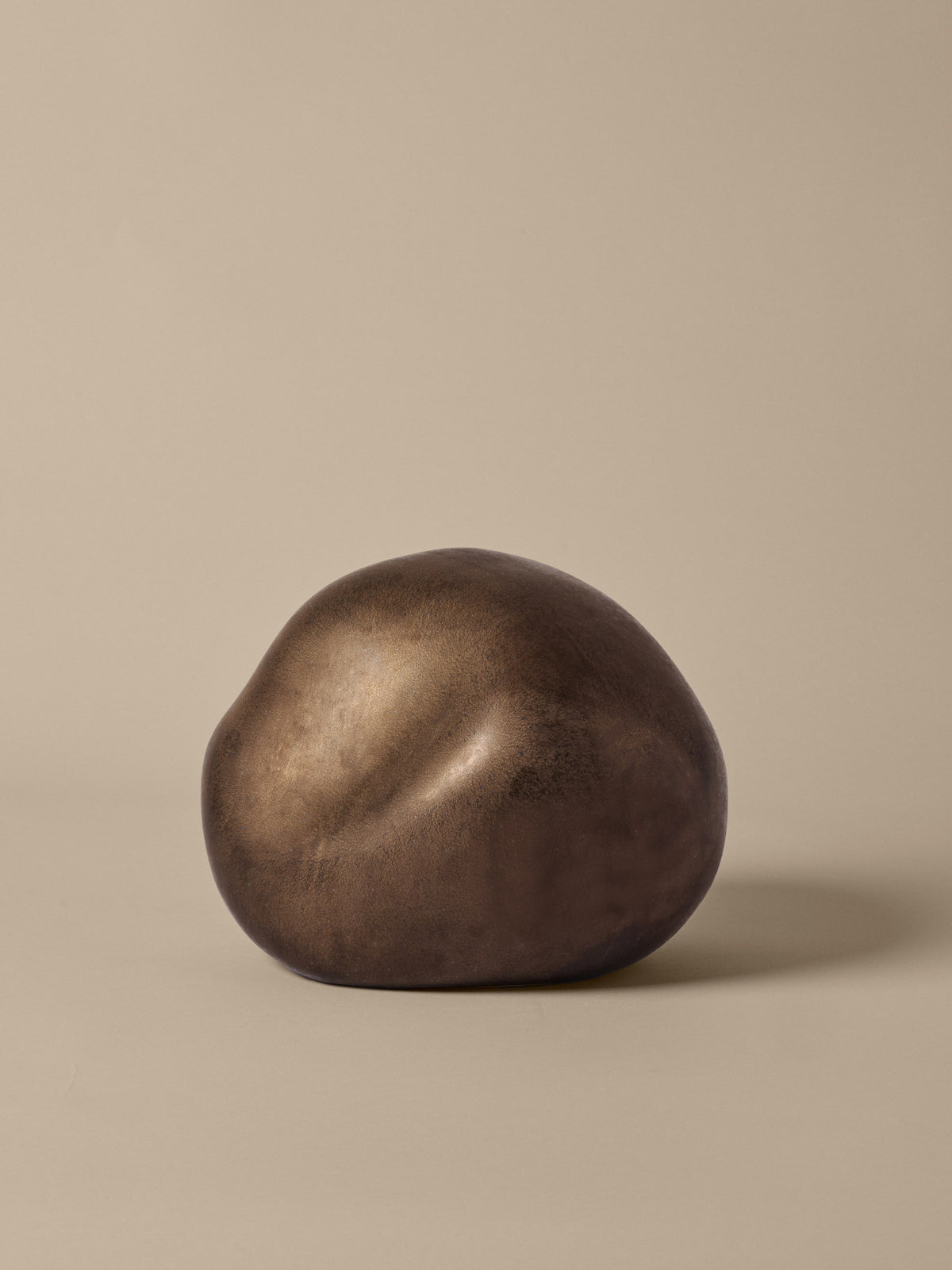 Bellure Stück in Rustikales Bronze präsentiert im Onlineshop von KAQTU Design AG. Deko ist von Ferm Living