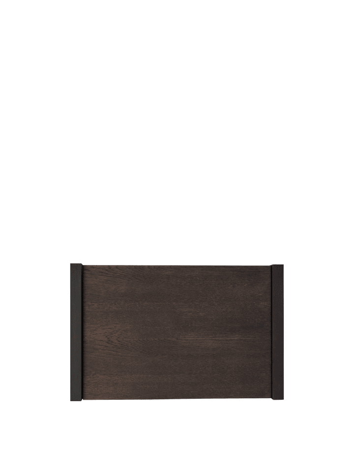 Elegantes Kona Bücherregal Cabinet Insert von Ferm Living, ideal zur geschmackvollen Aufbewahrung und Präsentation von Büchern und Deko-Elementen.
