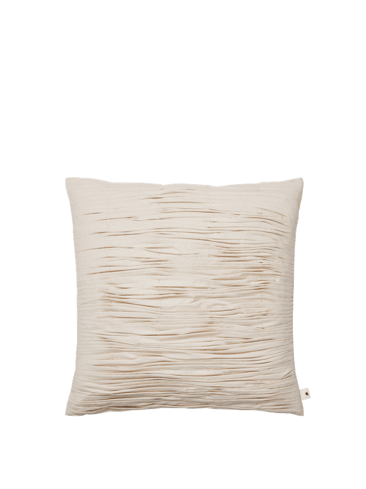 Falda Smocked Kissenbezug in Undyed präsentiert im Onlineshop von KAQTU Design AG. Deko Kissen ist von Ferm Living