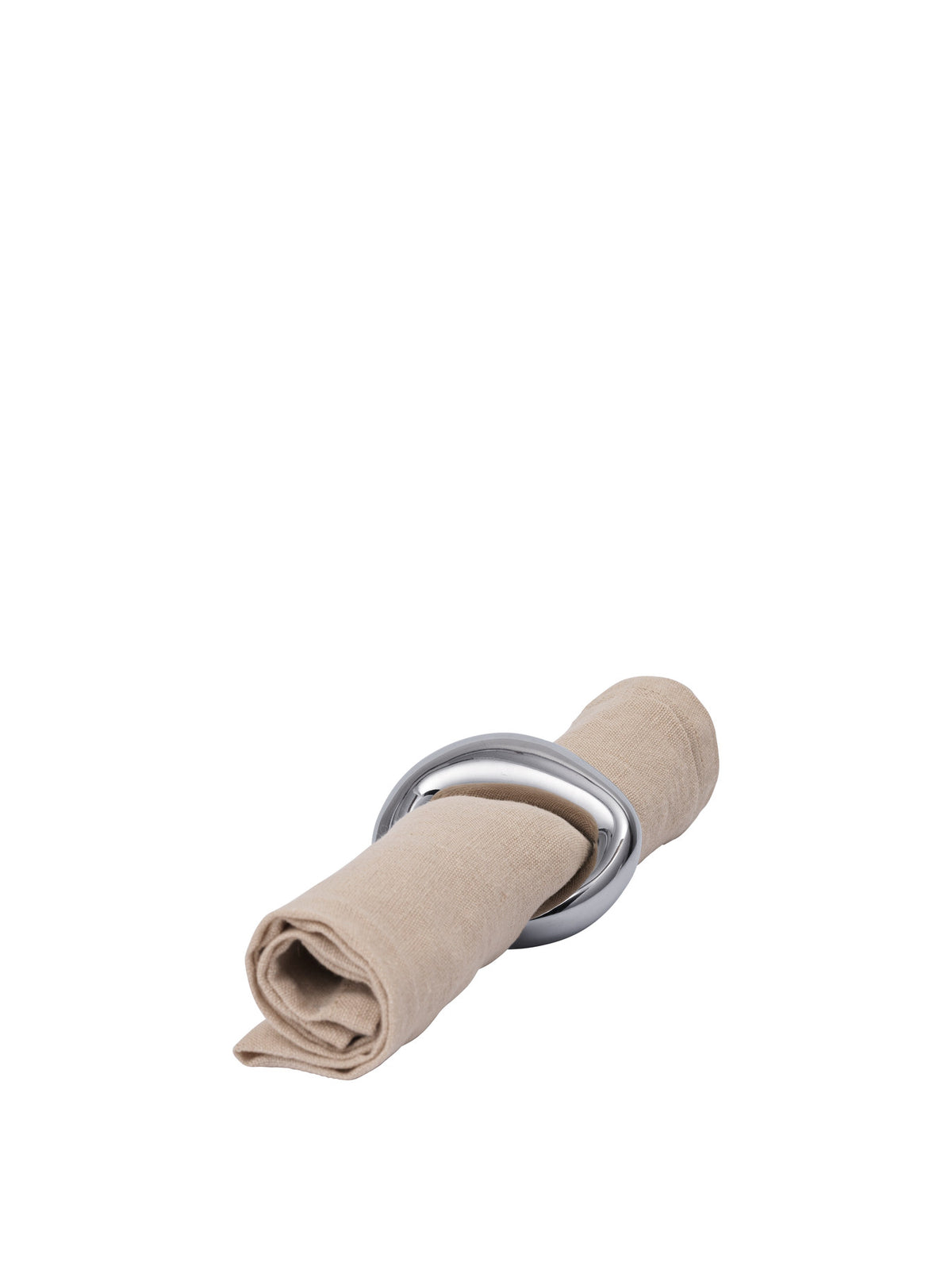Orrith Napkin Rings Set of 4 in Silver präsentiert im Onlineshop von KAQTU Design AG. Serviettenhalter ist von Ferm Living
