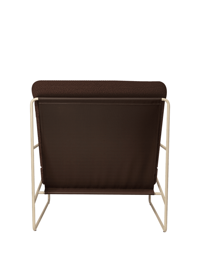 Elegantes Desert 1 Sitzer Loungesofa von Ferm Living in sanften Cashmere- und Chestnut-Tönen, ideal für entspannte Momente und stilvolle Akzente.
