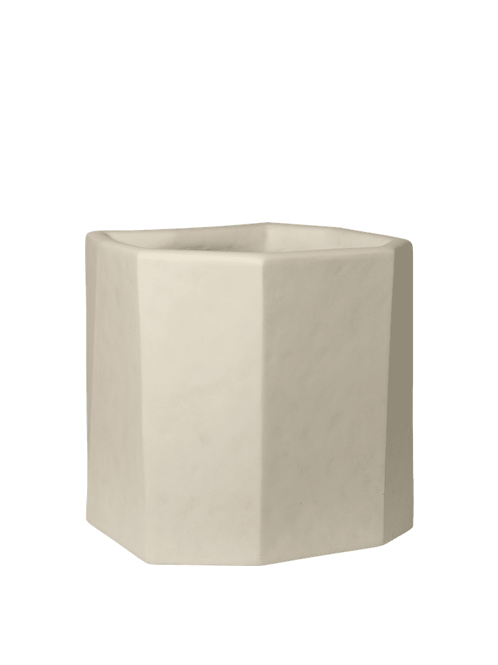 Staffa Pflanzentopf H45 in Ivory präsentiert im Onlineshop von KAQTU Design AG. Pflanzentopf Outdoor ist von Ferm Living
