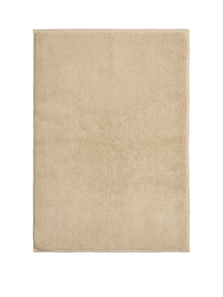 Ekko Badematte in Cashmere präsentiert im Onlineshop von KAQTU Design AG. Badematte ist von Ferm Living