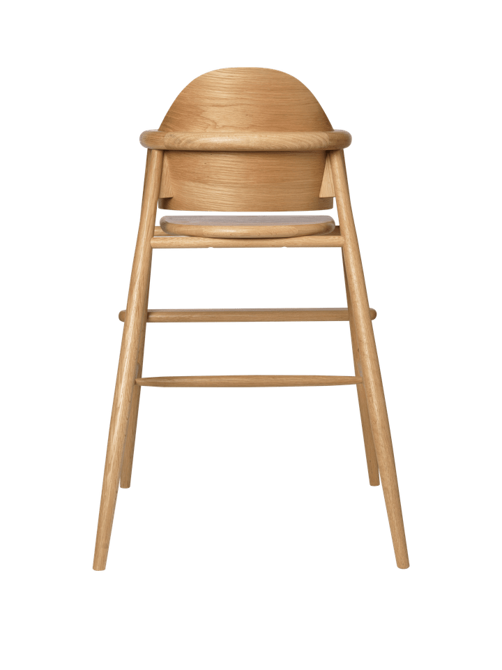 Muru Kindersitz von Ferm Living, stilvolle Sitzbank aus Eichenholz, ideal für Kinder, kombiniert Funktionalität mit zeitgemäßem Stil.