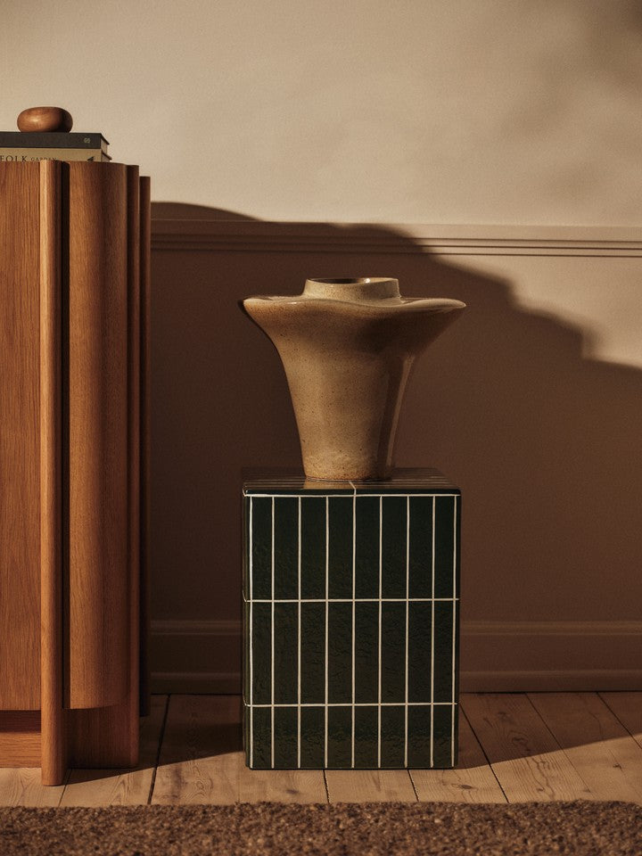 Tilu Kommode in präsentiert im Onlineshop von KAQTU Design AG. Kommode ist von Ferm Living