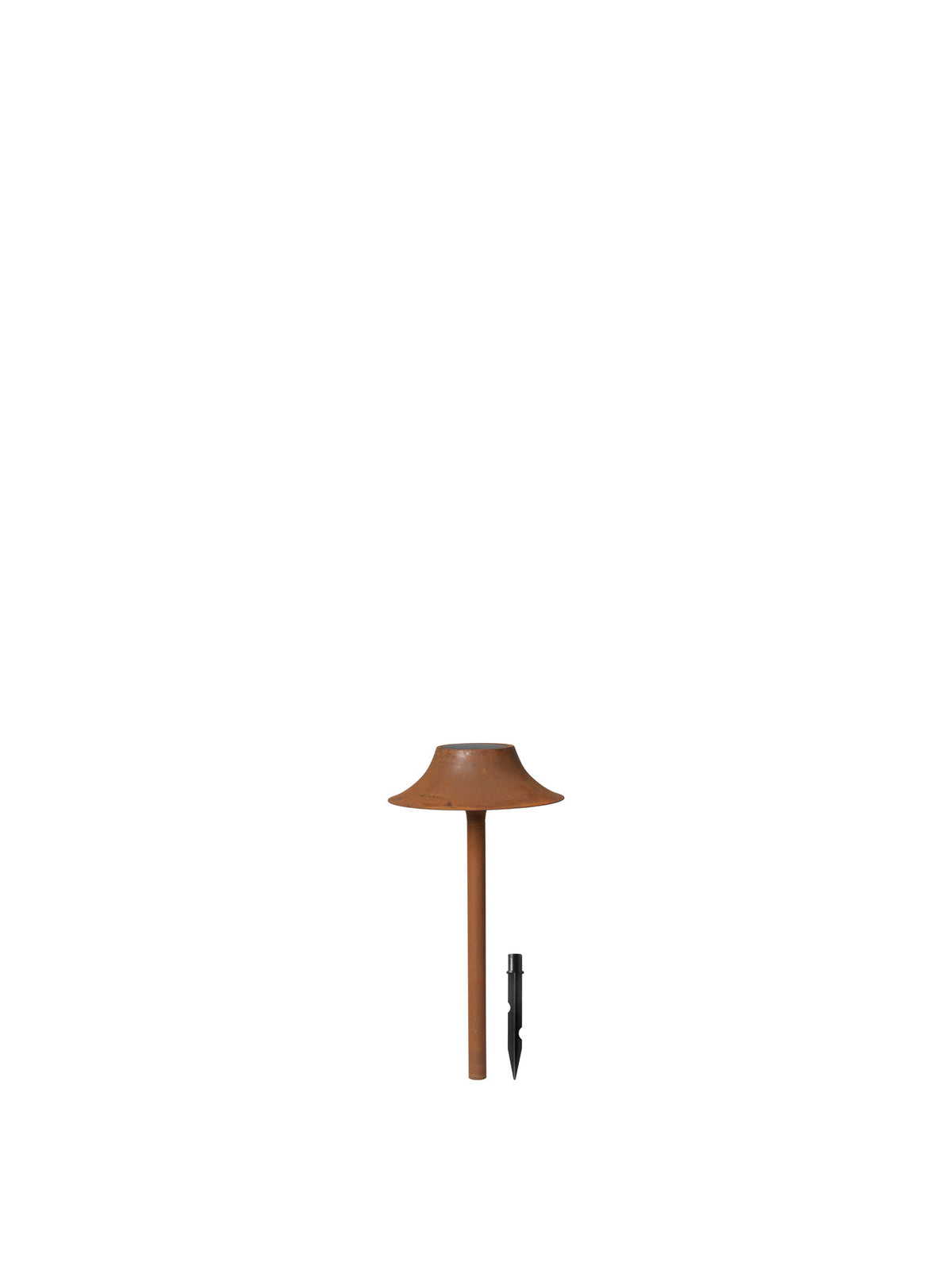 Cortivo Outdoor Solar Lampe in Rust präsentiert im Onlineshop von KAQTU Design AG. Stehleuchte ist von Ferm Living