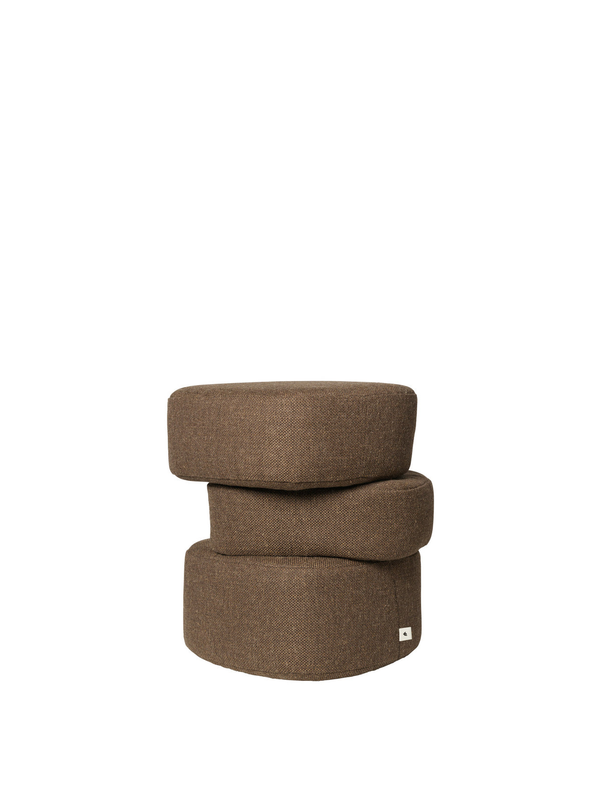 Plyo Pouf Staple in Dark Brown präsentiert im Onlineshop von KAQTU Design AG. Pouf ist von Ferm Living