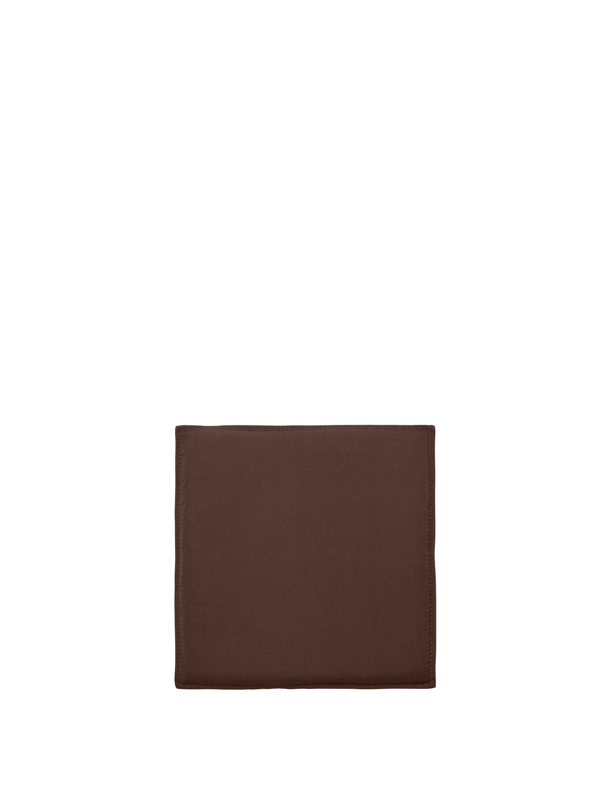 Dapple Sitzkissen Esszimmerstuhl in Dark Chocolate präsentiert im Onlineshop von KAQTU Design AG. Gartenkissen ist von Ferm Living
