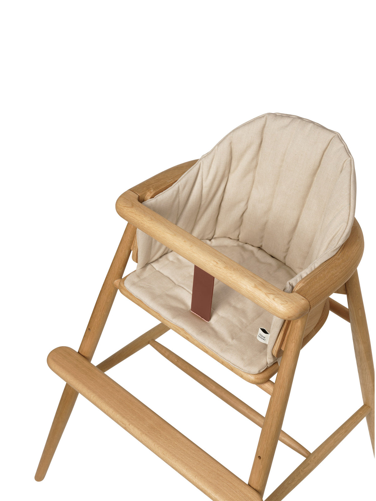 Muru High Chair Cushion in Sand präsentiert im Onlineshop von KAQTU Design AG. Sitzkissen ist von Ferm Living