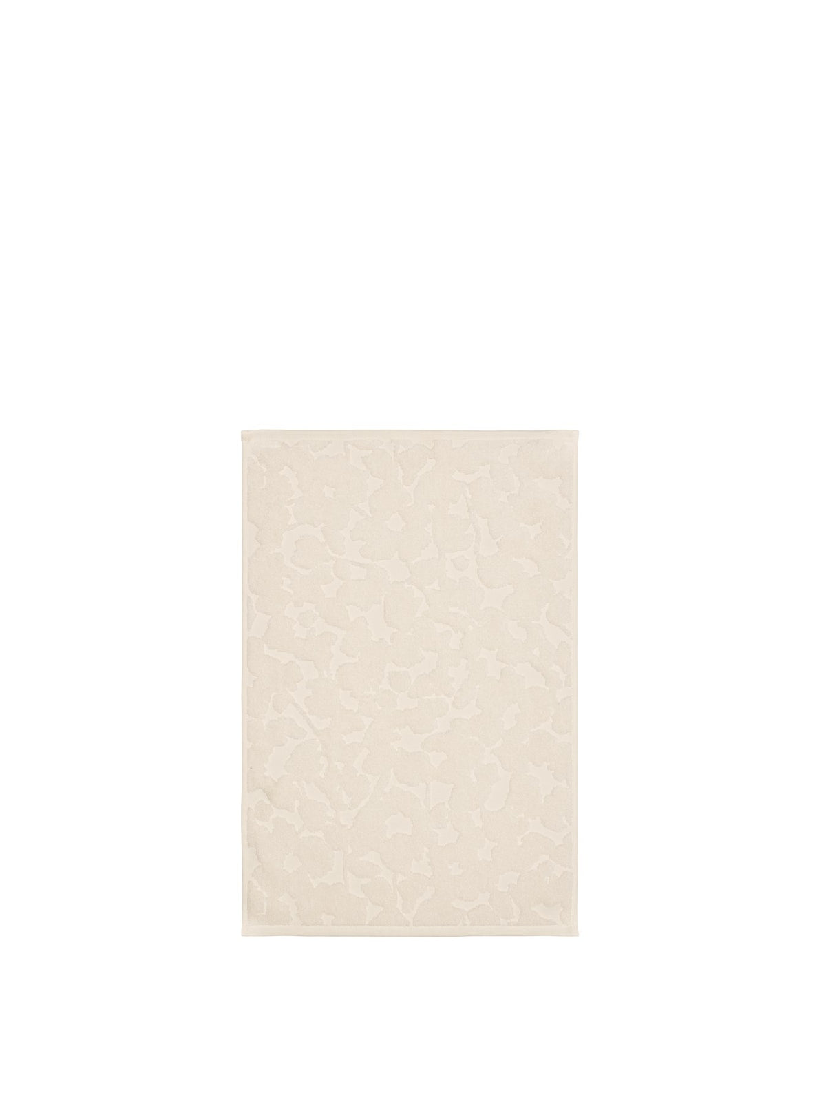 Off-White Gästehandtuch aus Bio-Baumwolle mit tonalem Blumenmuster und leicht erhabener Reliefstruktur, rechteckige Form, gefaltet liegend.
