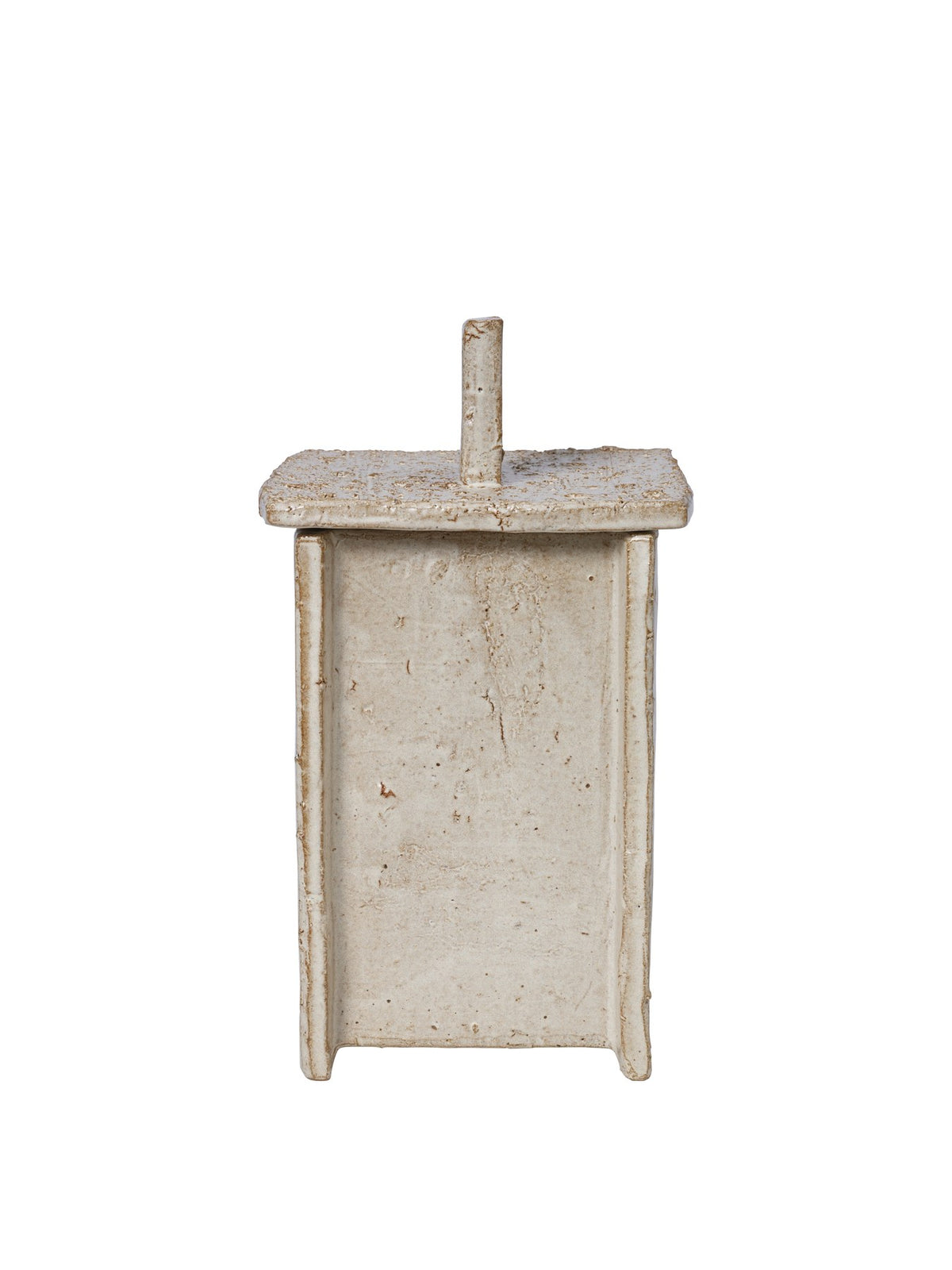 Off-White Aufbewahrungsbox Rume Box 17 von Ferm Living aus glasiertem Steinzeug mit Deckel, handgefertigt mit leicht unregelmässiger Oberfläche.
