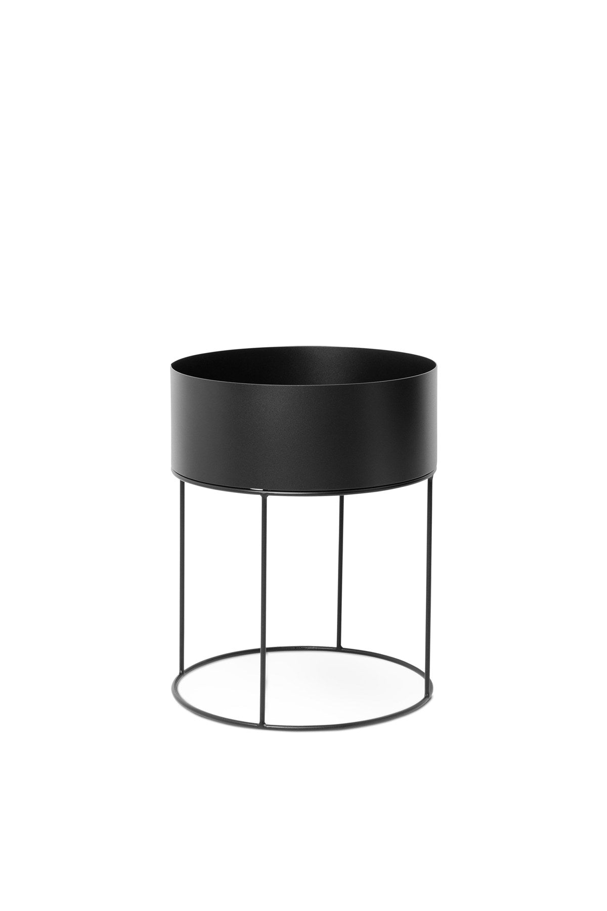 Plant Box rund in Schwarz präsentiert im Onlineshop von KAQTU Design AG. Pflanzentopf Outdoor ist von Ferm Living